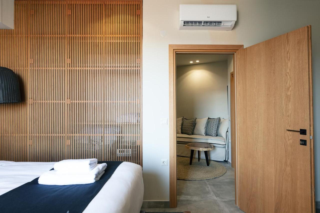 Chapter 02 Gallery - Ex Gd Gallery Hotel *