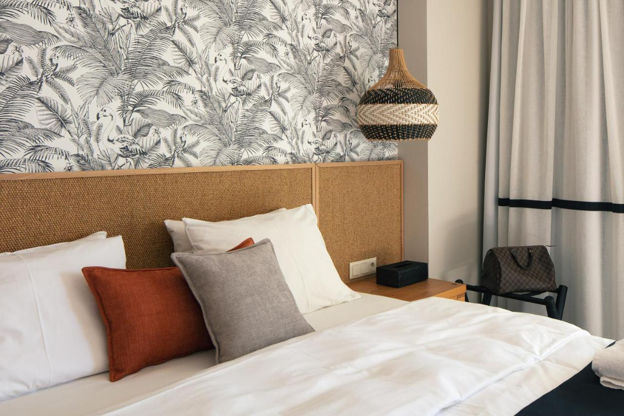 Chapter 02 Gallery - Ex Gd Gallery Hotel Heraklion (Crete)