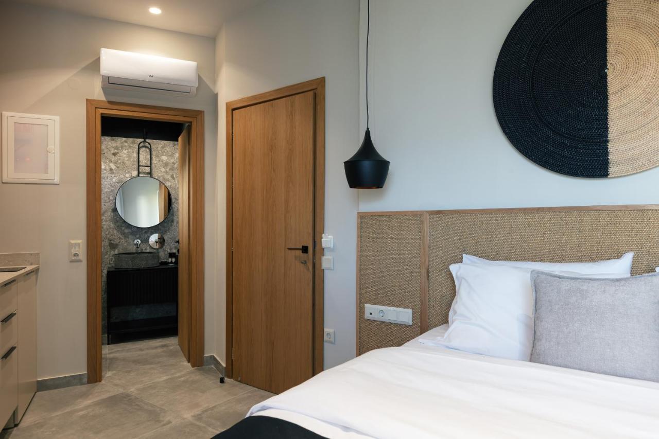 Chapter 02 Gallery - Ex Gd Gallery Hotel