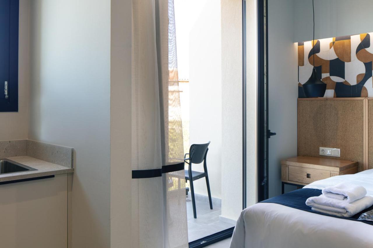 Chapter 02 Gallery - Ex Gd Gallery Hotel