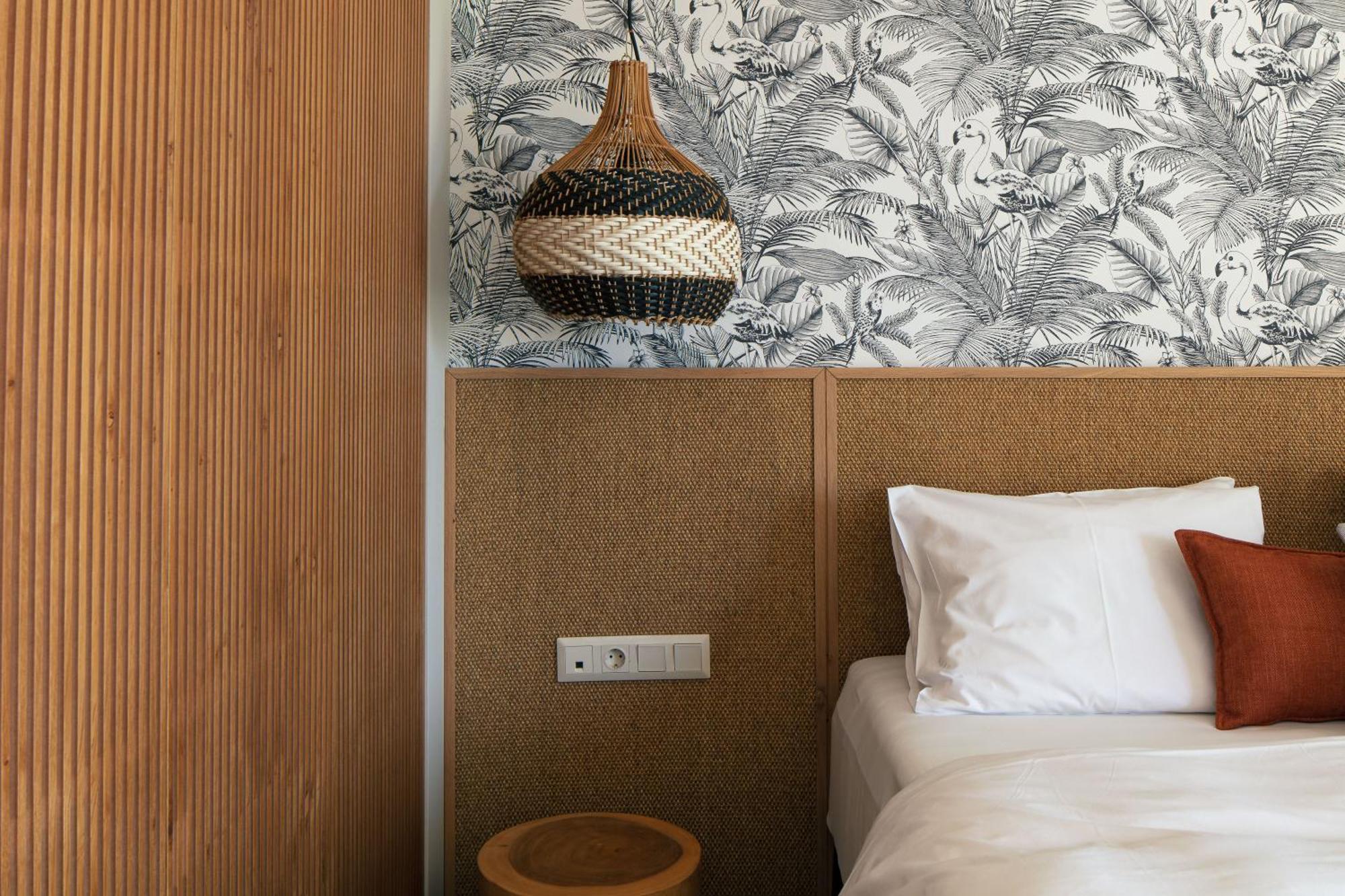 Chapter 02 Gallery - Ex Gd Gallery Hotel Heraklion (Crete)