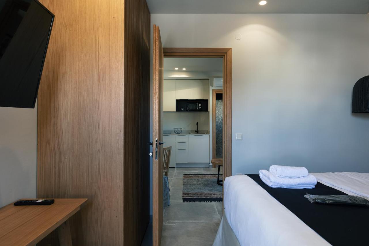 Chapter 02 Gallery - Ex Gd Gallery Hotel